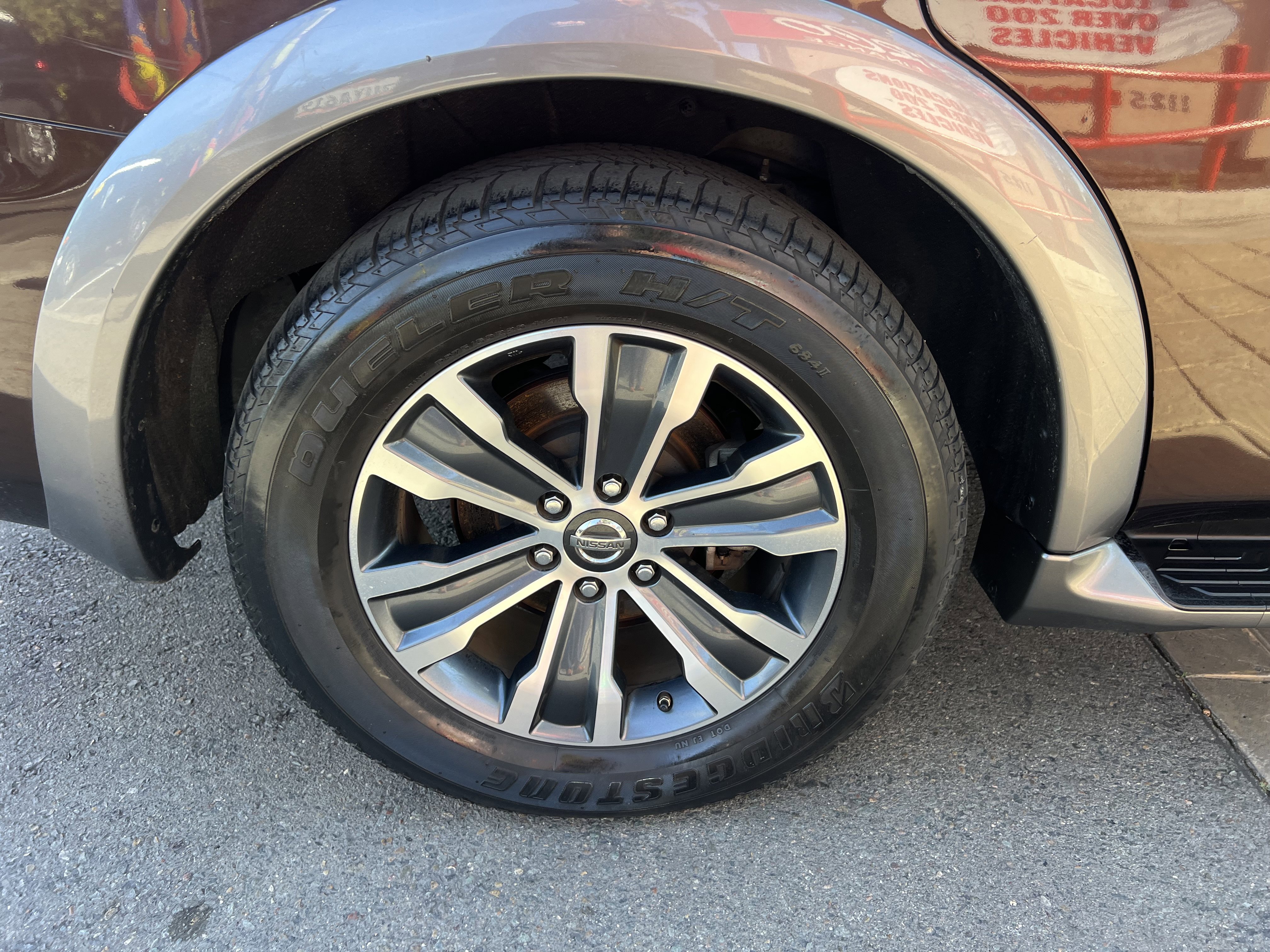 Used 2018 Nissan Armada SL w/ Premium Package image 9