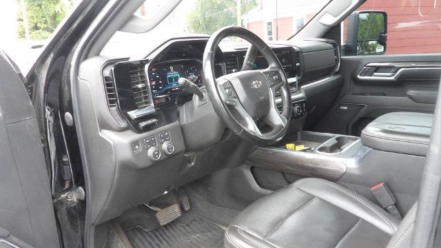 Used 2024 Chevrolet Silverado 2500 LTZ w/ LTZ Plus Package AWD/4WD image 19