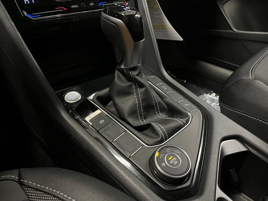 New 2026 Volkswagen Taos SE AWD/4WD image 14