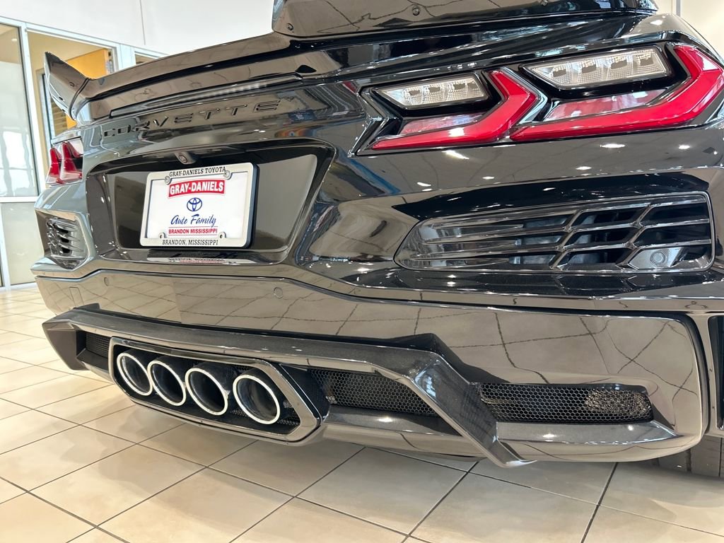 Used 2025 Chevrolet Corvette Z06 image 33