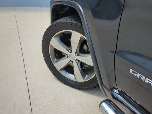 Used 2014 Jeep Grand Cherokee Overland w/ Mopar Chrome Edition Group RWD image 10