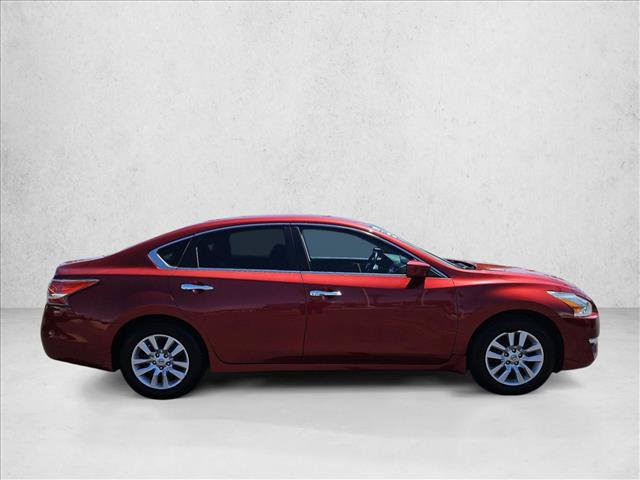 Used 2015 Nissan Altima 2.5 S w/ Power Driver Seat Package FWD image 4