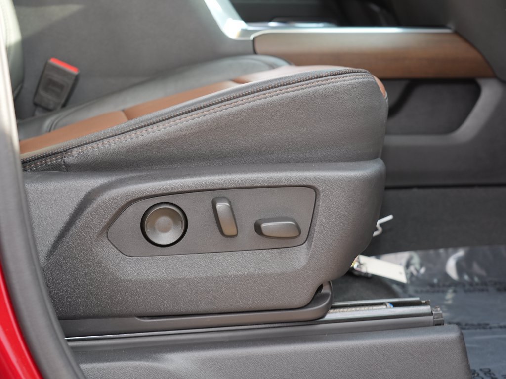 Used 2025 Chevrolet Silverado 3500 High Country w/ High Country Premium Package AWD/4WD image 31