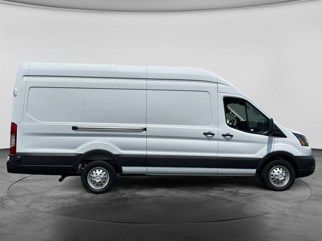 Used 2025 Ford Transit 250 148 High Roof Extended AWD w/ Load Area Protection Package image 10