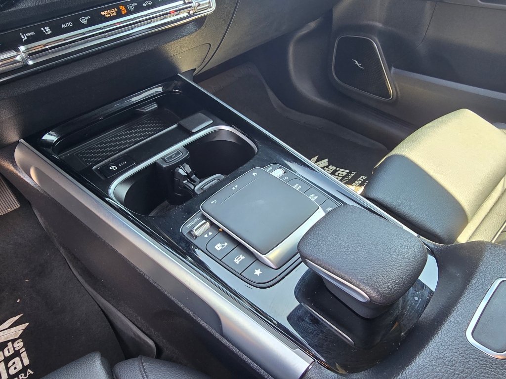 Used 2023 Mercedes-Benz EQB 350 4MATIC SUV w/ Pinnacle Package image 22