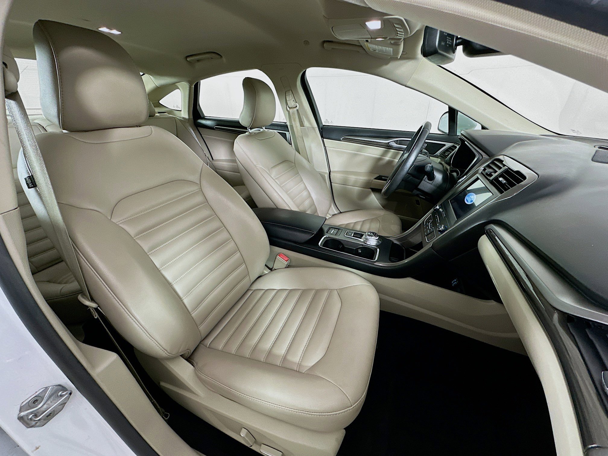 Used 2019 Ford Fusion SEL image 30