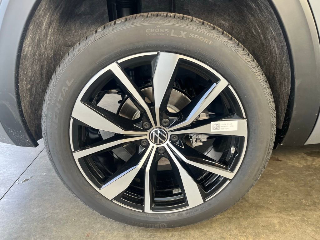 New 2026 Volkswagen Atlas SEL Premium R-Line AWD/4WD image 30