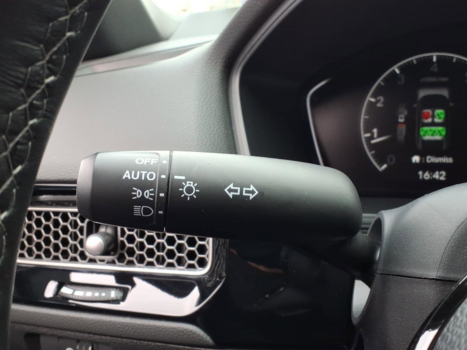 Certified 2023 Honda Civic Sport image 29