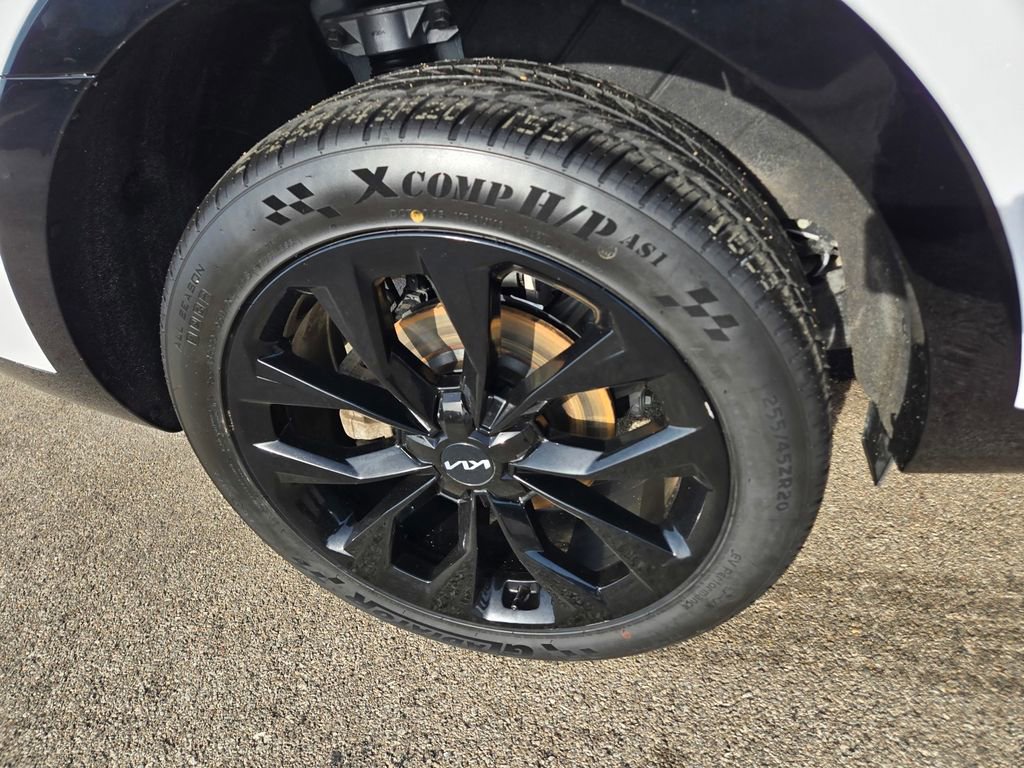 Used 2023 Kia Sorento SX image 45