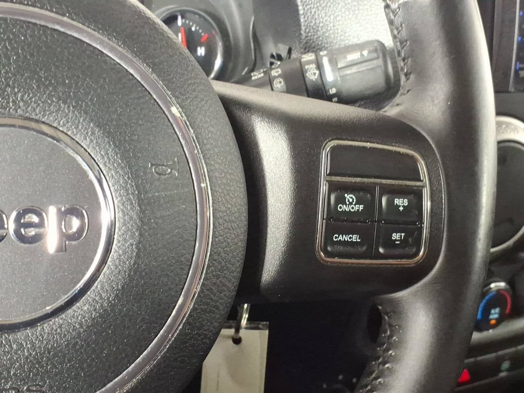 Used 2012 Jeep Wrangler Unlimited Sahara w/ Trailer Tow Group AWD/4WD image 18