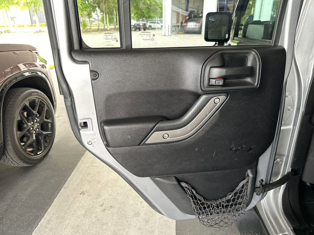 Used 2015 Jeep Wrangler Unlimited Sport w/ Quick Order Package 24S AWD/4WD image 26