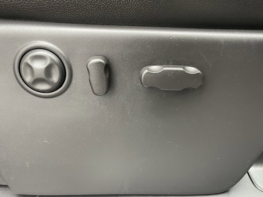 Certified 2013 Chevrolet Silverado 2500 LTZ w/ LTZ Plus Package image 15