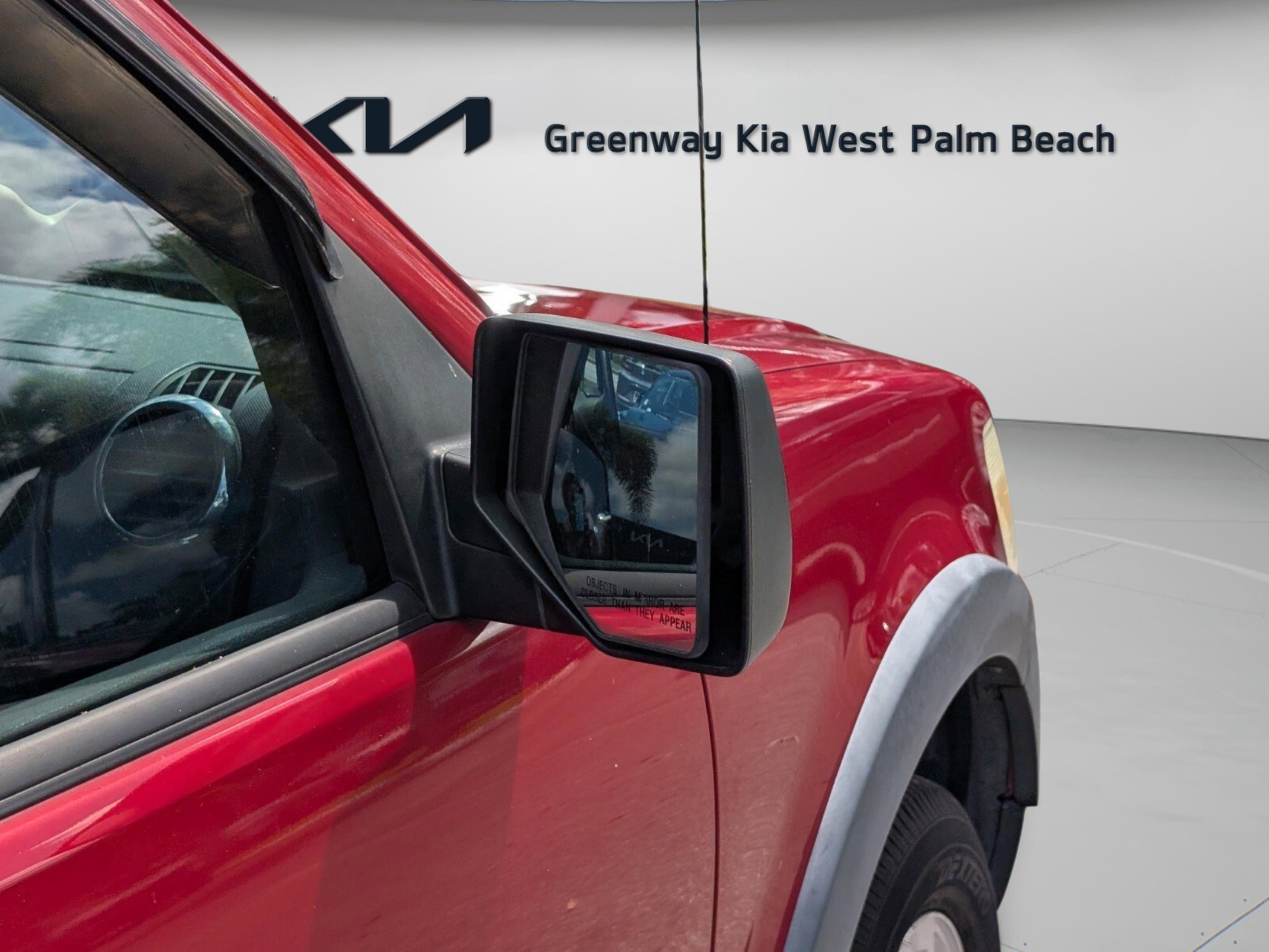 Used 2010 Ford Explorer Sport Trac XLT image 26