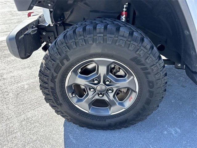 Used 2020 Jeep Gladiator Rubicon image 10