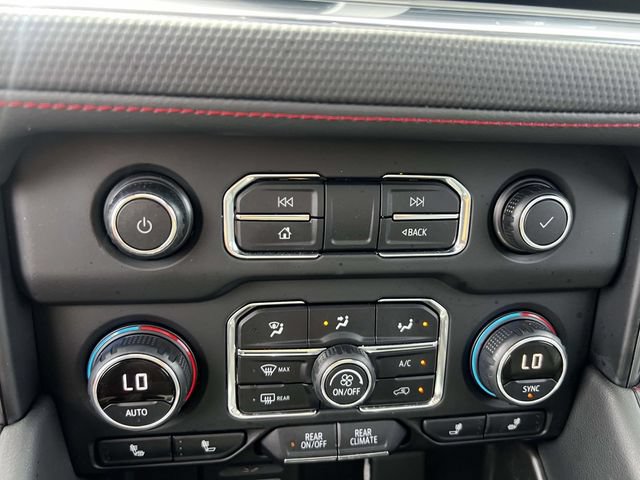 Used 2021 Chevrolet Tahoe RST w/ Luxury Package AWD/4WD image 31