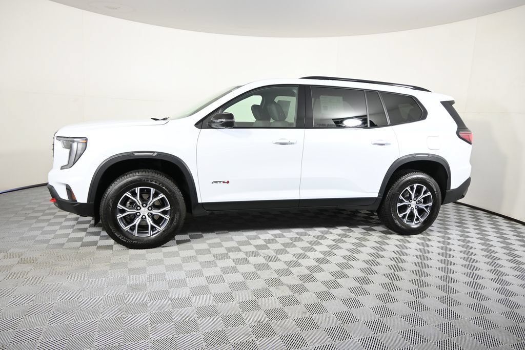 Used 2026 GMC Acadia AT4 w/ Luxury Package AWD/4WD image 2