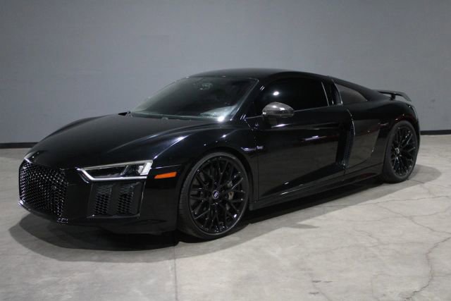 Used 2018 Audi R8 V10 plus