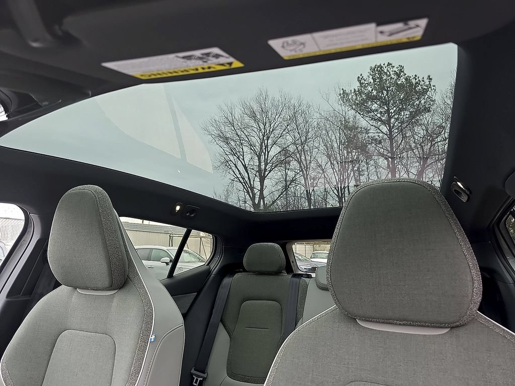 New 2026 Volvo EX30 Cross Country Ultra w/ Protection Package Premier AWD/4WD image 40