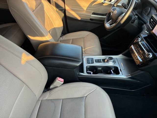 Used 2021 Ford Explorer Limited image 31