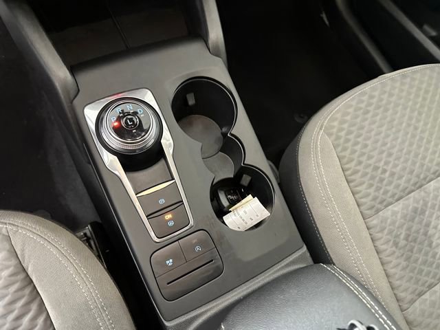 Used 2020 Ford Escape SE image 20