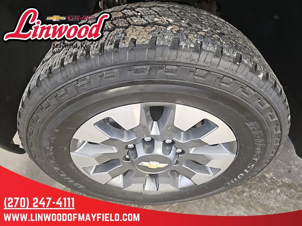 Used 2022 Chevrolet Silverado 2500 Custom w/ Custom Value Package AWD/4WD image 6