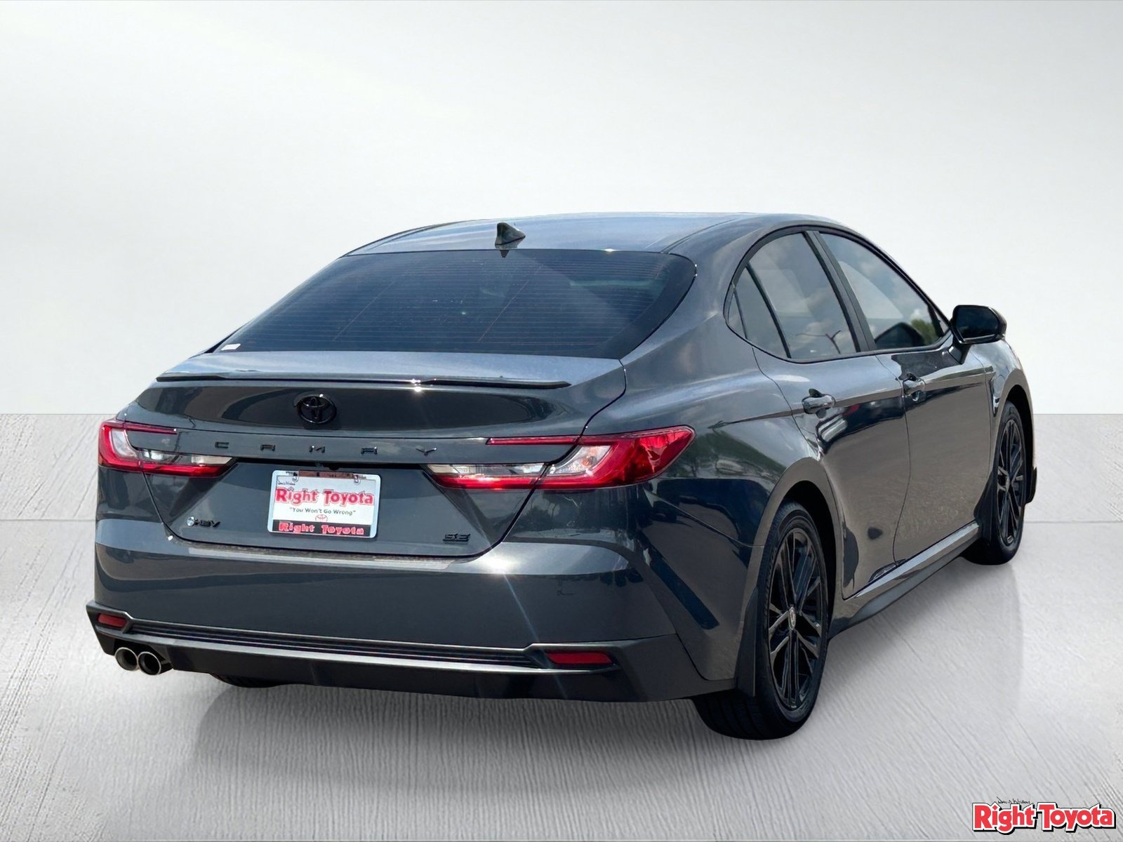 New 2026 Toyota Camry SE w/ Convenience Package FWD image 5