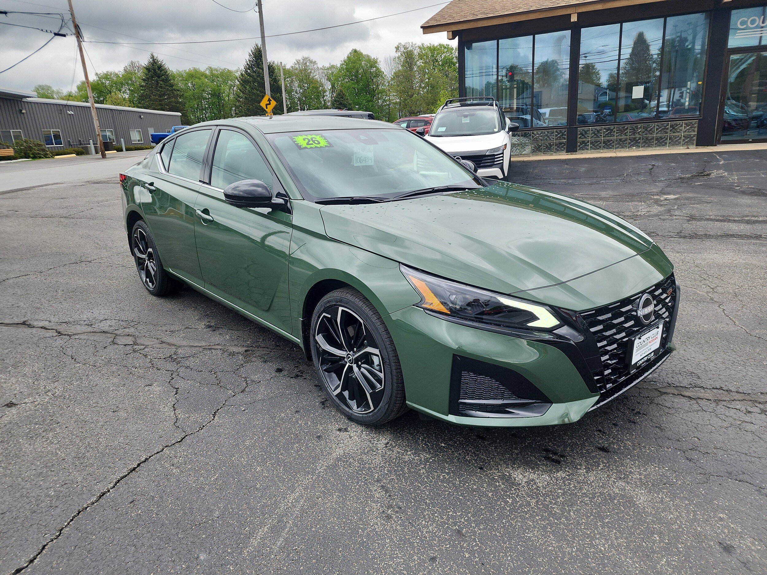 New 2026 Nissan Altima 2.5 SR w/ SR Premium Package