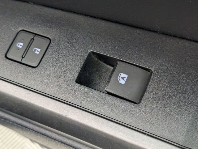 Used 2021 Toyota Tacoma TRD Off-Road w/ Technology Package image 33