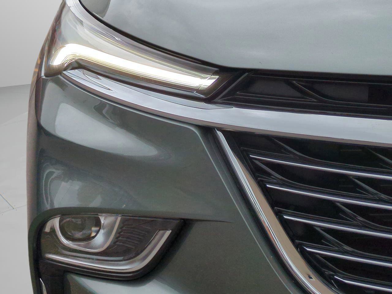 Used 2024 Buick Enclave Essence w/ Technology Package image 10