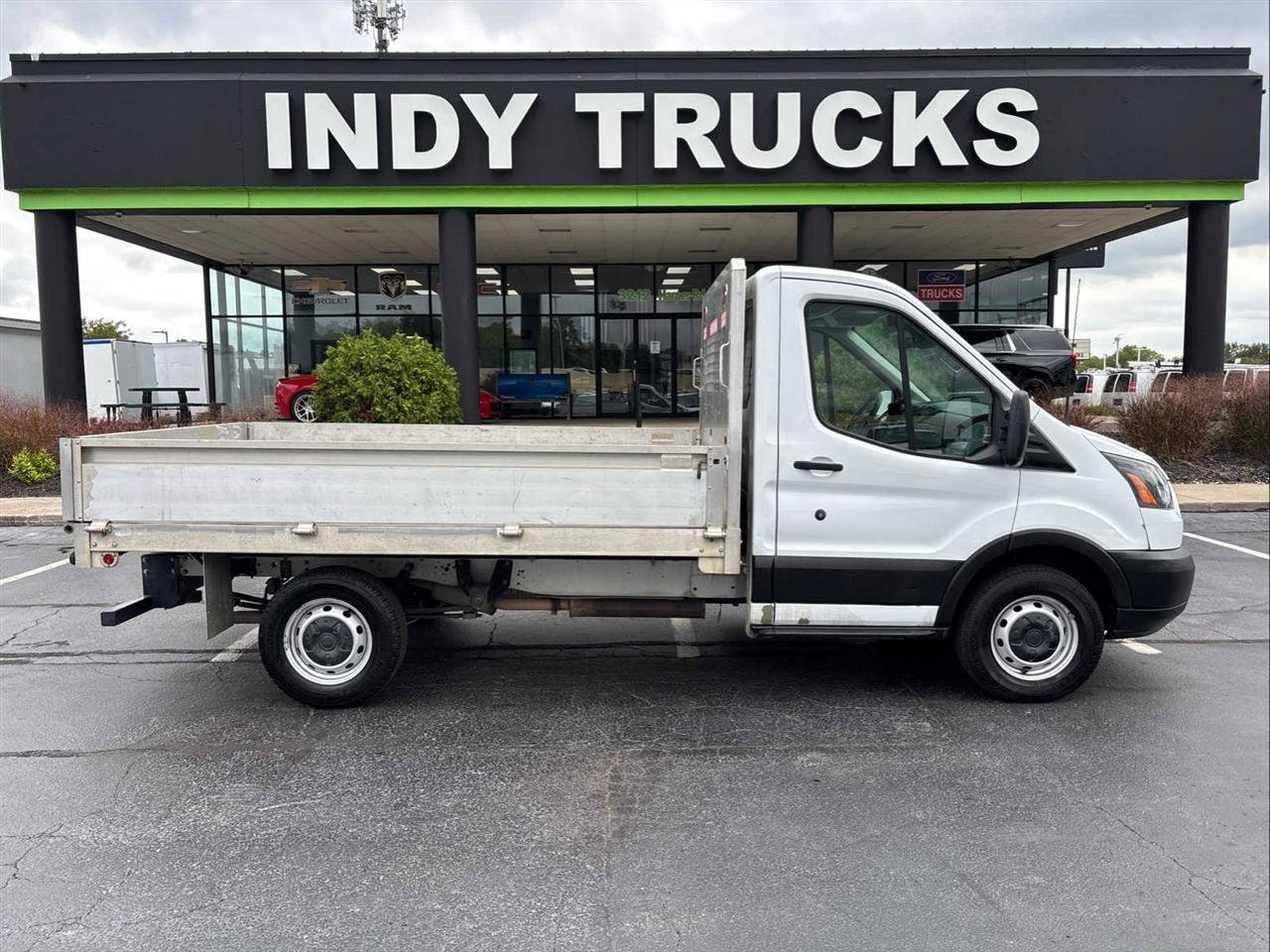 Used 2019 Ford Transit 250 138 RWD image 1
