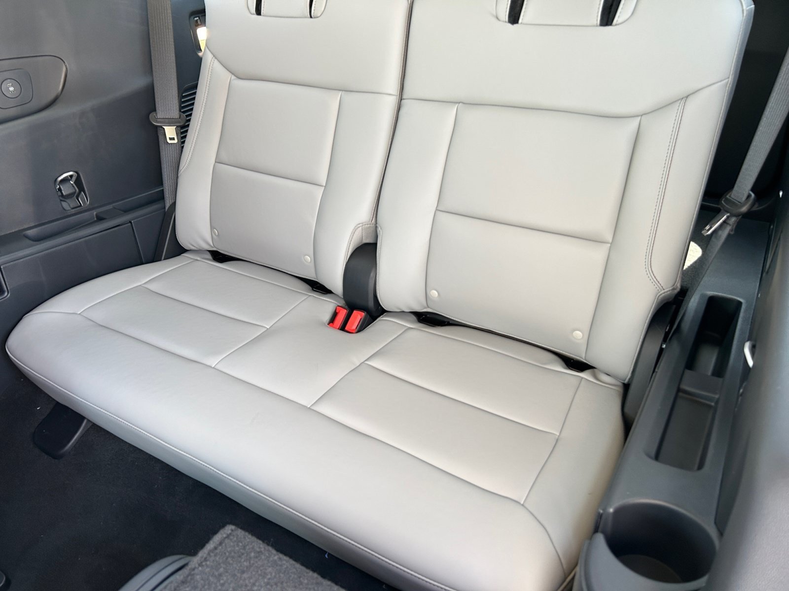 New 2026 Ford Explorer Active w/ Active Comfort Package RWD image 31