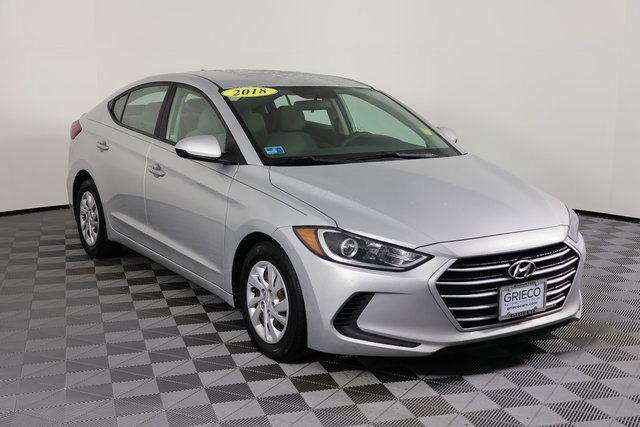 Used 2018 Hyundai Elantra SE w/ SE Connectivity Package 04