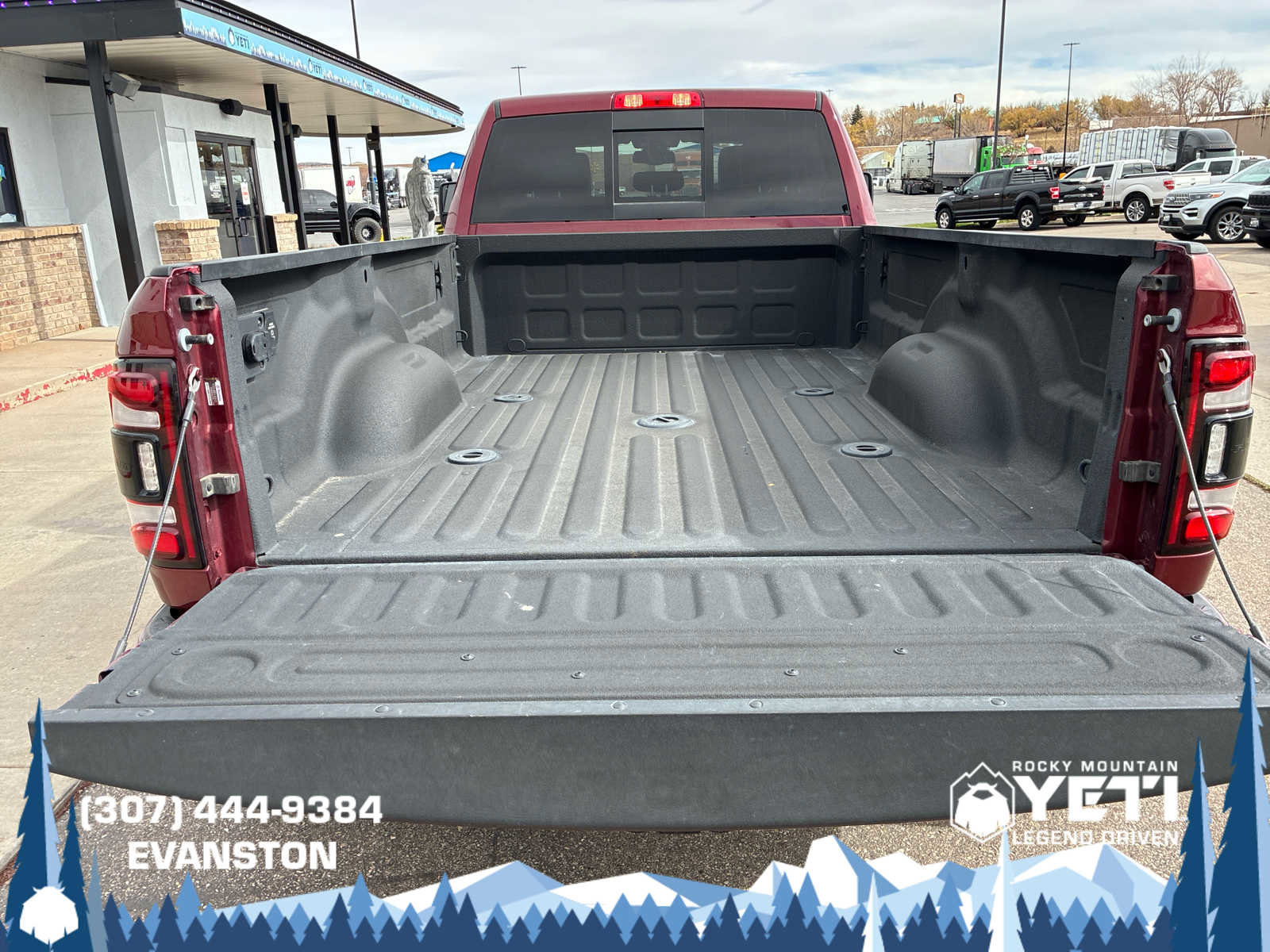 Used 2024 RAM 3500 Laramie w/ Night Edition image 24