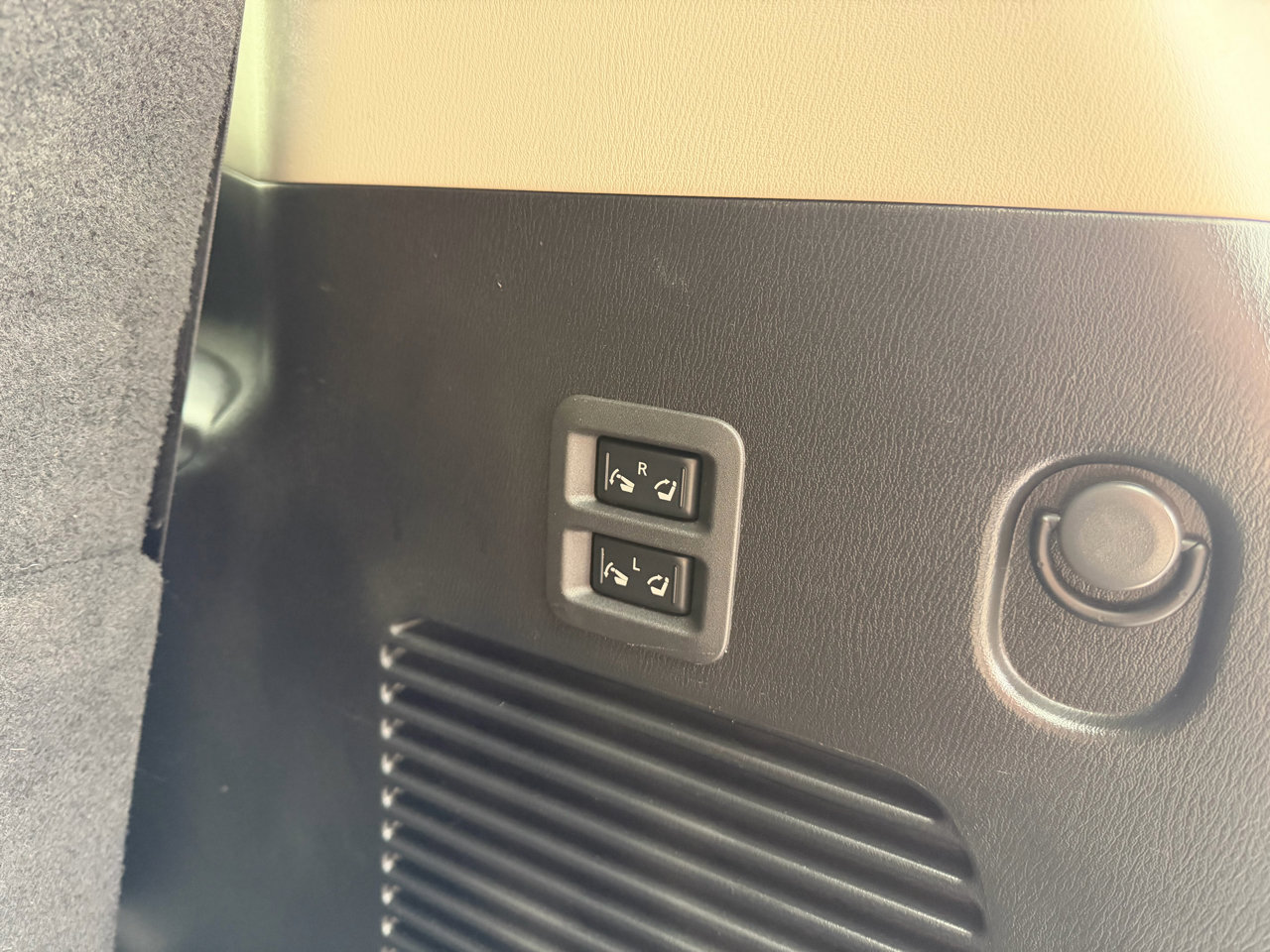 Used 2016 INFINITI QX80 Limited image 13