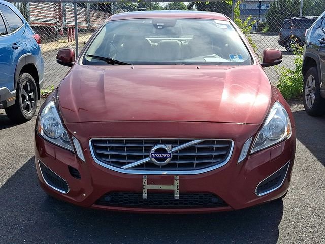 Used 2012 Volvo S60 T5 FWD image 2