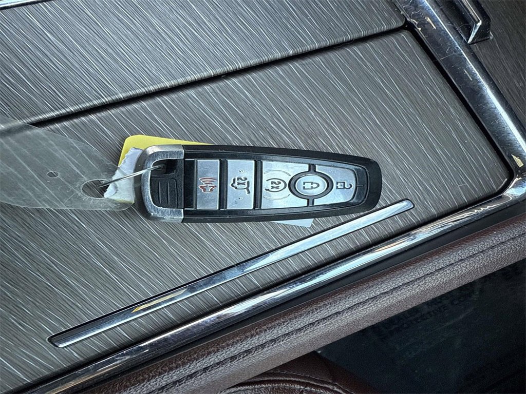 Used 2023 Ford Expedition Max Limited image 35