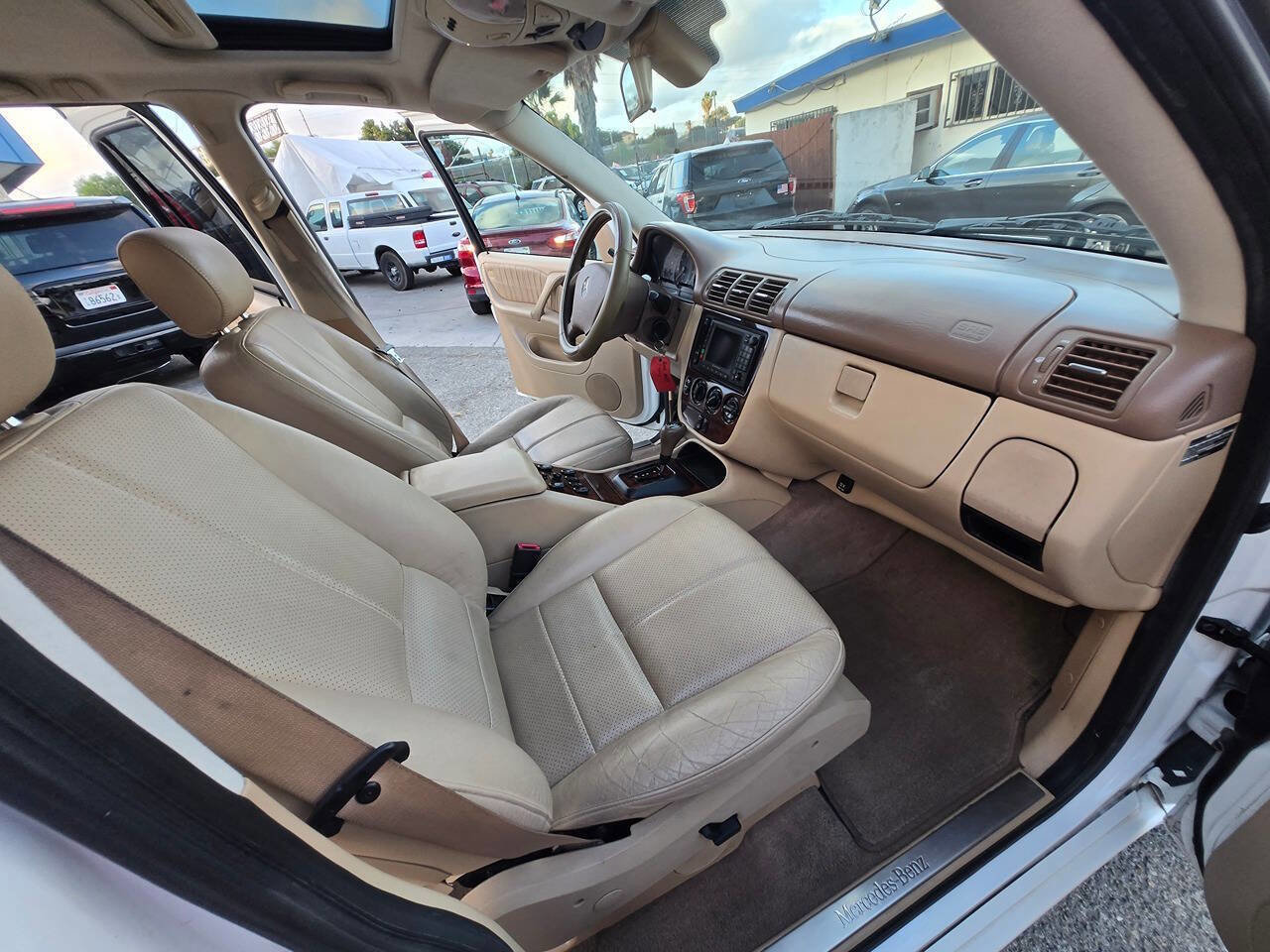 Used 2001 Mercedes-Benz ML 320 4MATIC image 37