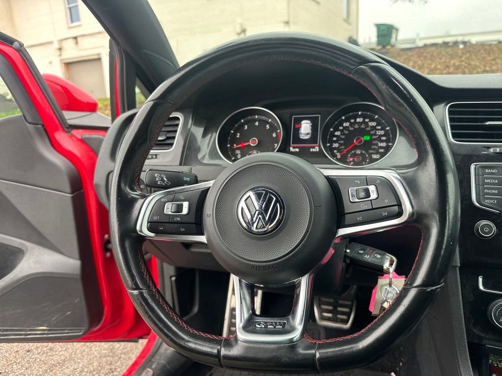 Used 2017 Volkswagen GTI S image 13