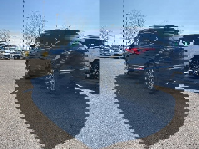 Used 2023 Acura MDX SH-AWD w/ Advance Package image 5