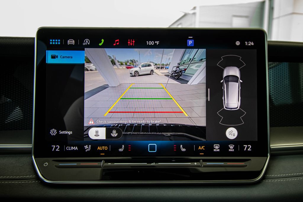 New 2026 Volkswagen Tiguan SE R-Line FWD image 45