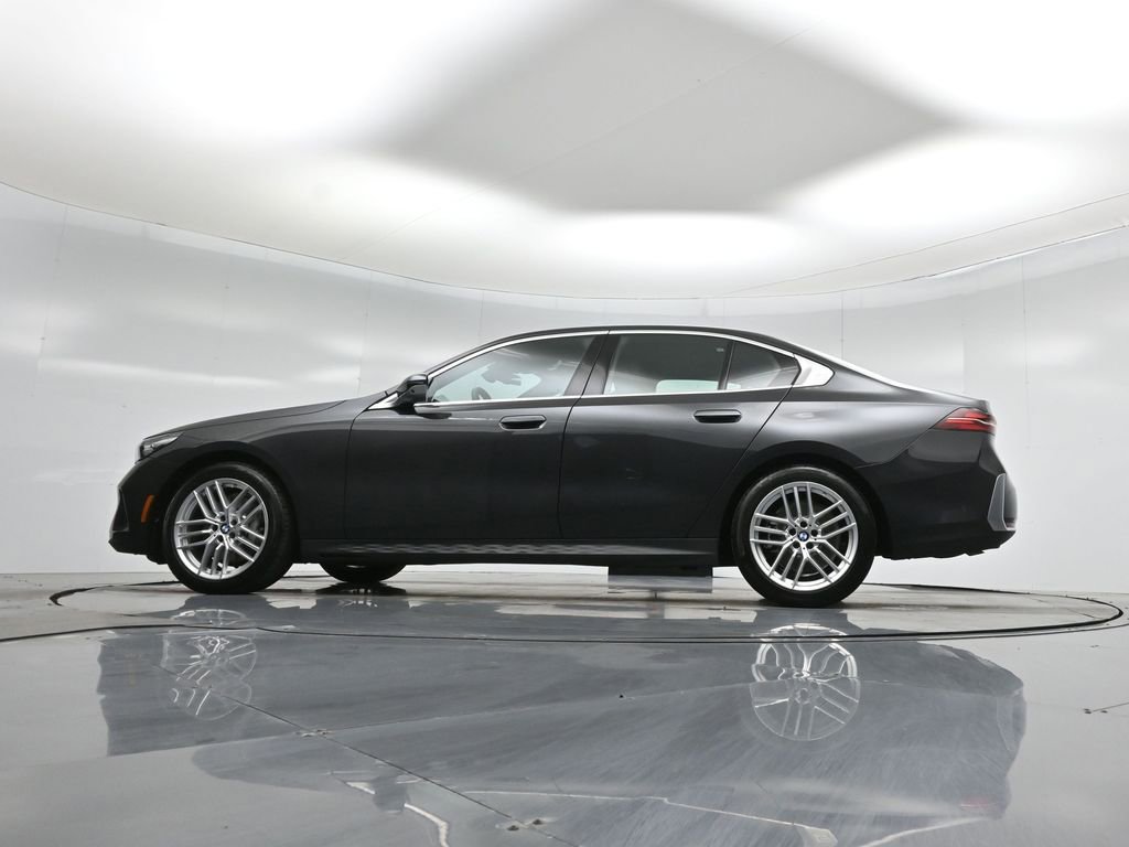 Used 2025 BMW 530i image 50