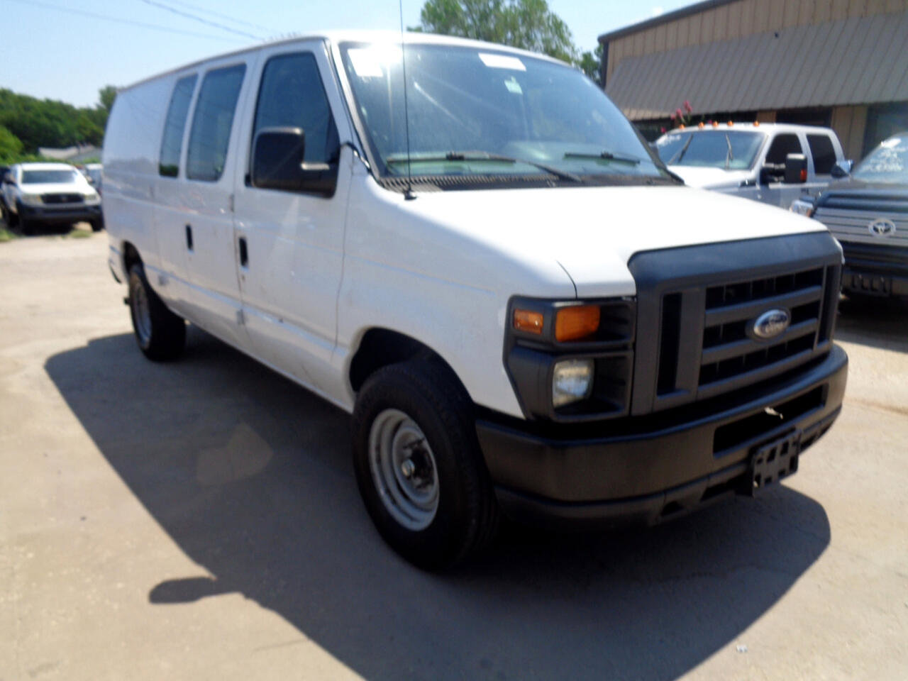 Used 2012 Ford E-250 and Econoline 250 w/ PWR Group image 3