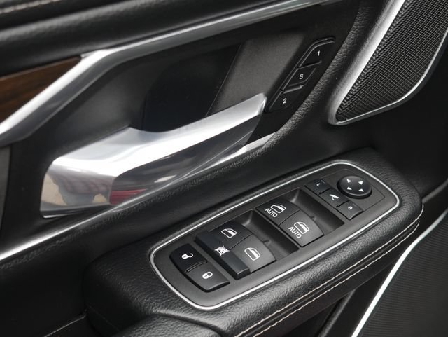 Used 2022 RAM 1500 Laramie AWD/4WD image 16