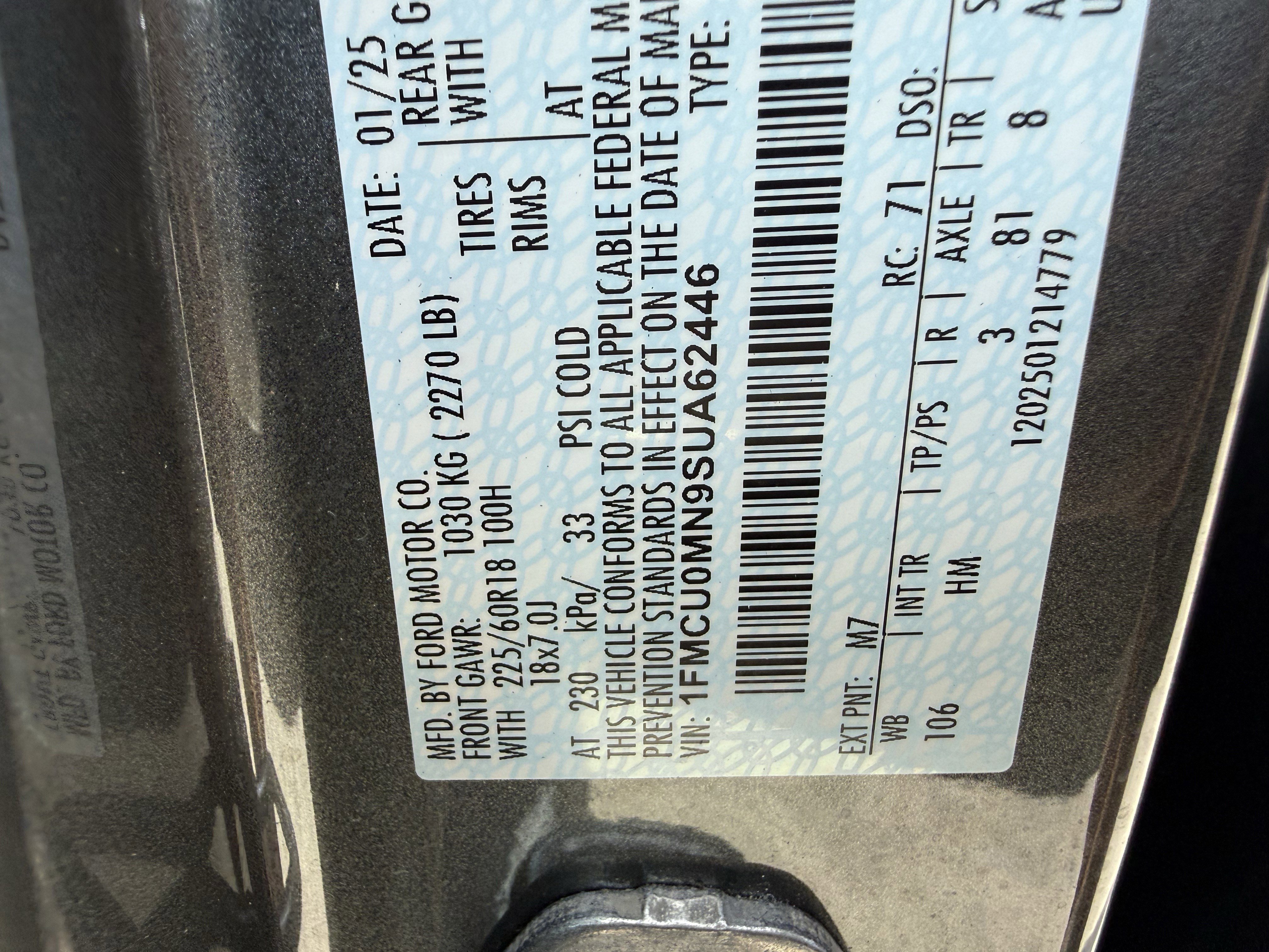 Used 2025 Ford Escape ST-Line image 34