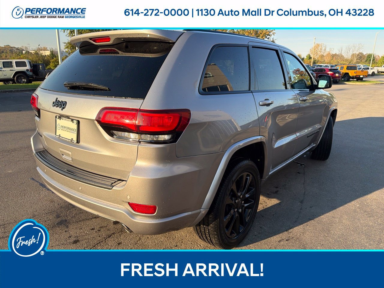 Used 2019 Jeep Grand Cherokee Altitude AWD/4WD image 9