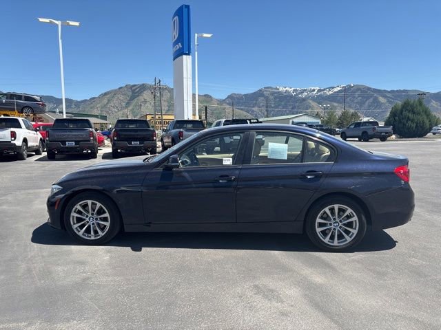 Used 2016 BMW 320i xDrive Sedan AWD/4WD image 6