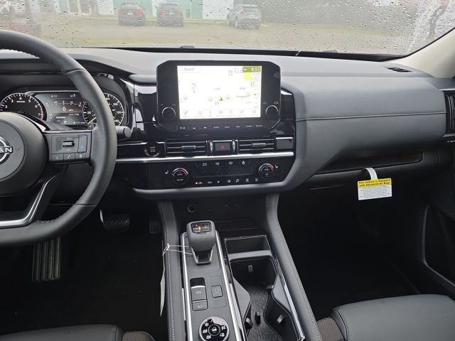 New 2025 Nissan Pathfinder SL image 22
