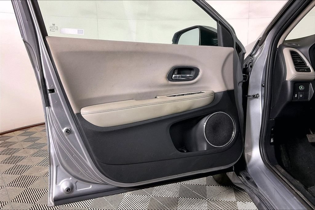 Used 2018 Honda HR-V EX image 22