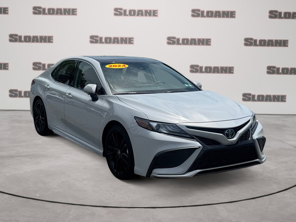 Used 2024 Toyota Camry XSE w/ Navigation Package AWD/4WD image 7