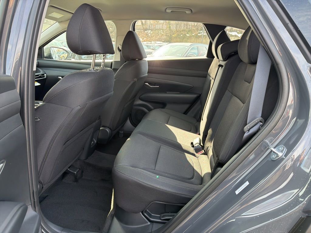 New 2026 Hyundai Tucson Blue SE image 16